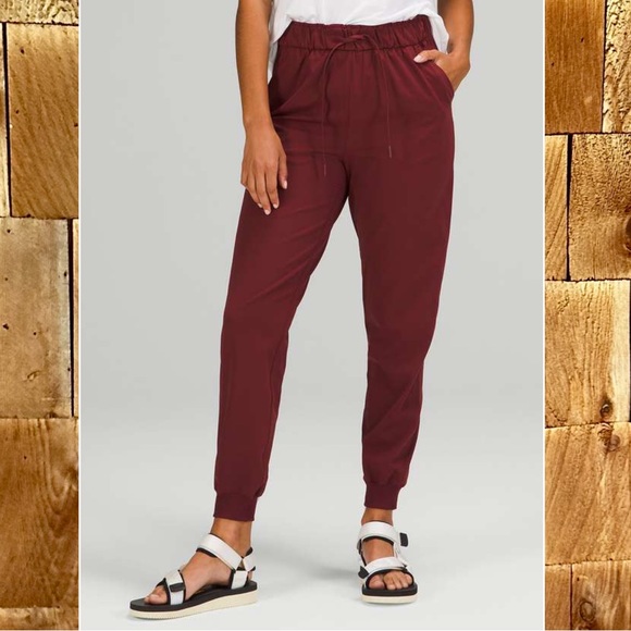 lululemon athletica Pants - Lululemon Stretch Luxtreme High-Rise Full Length Jogger Pant Red Merlot Like New